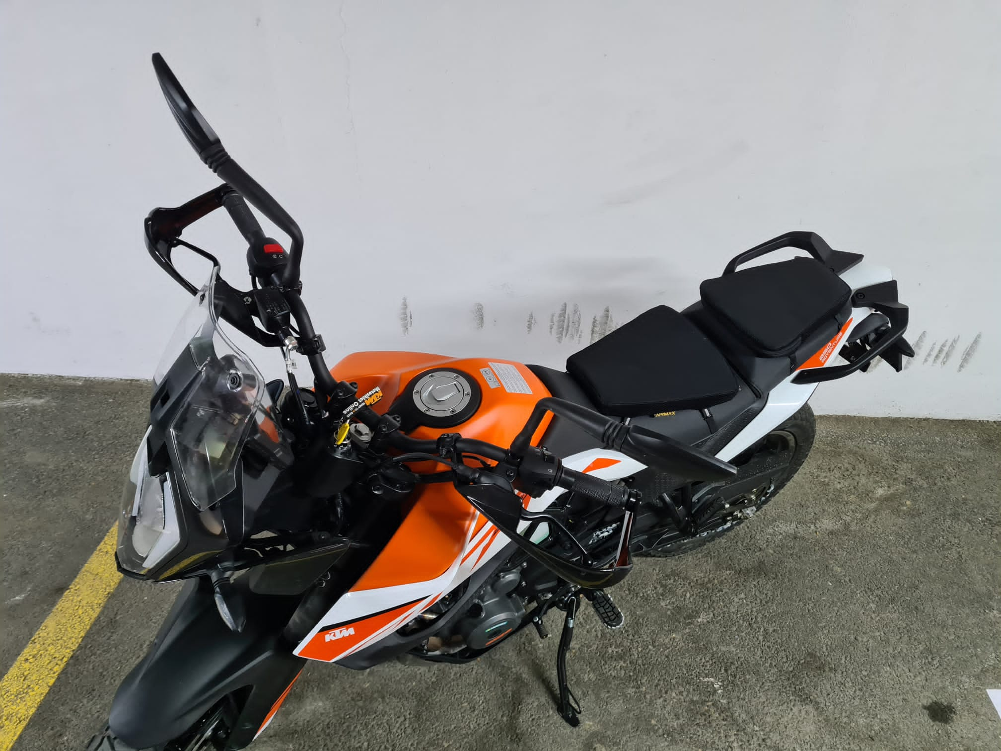 KTM%20250%20-%20390%20ADV%20ve%20Duke%20için%20artçı%20Konfor%20Sele%20Minderi