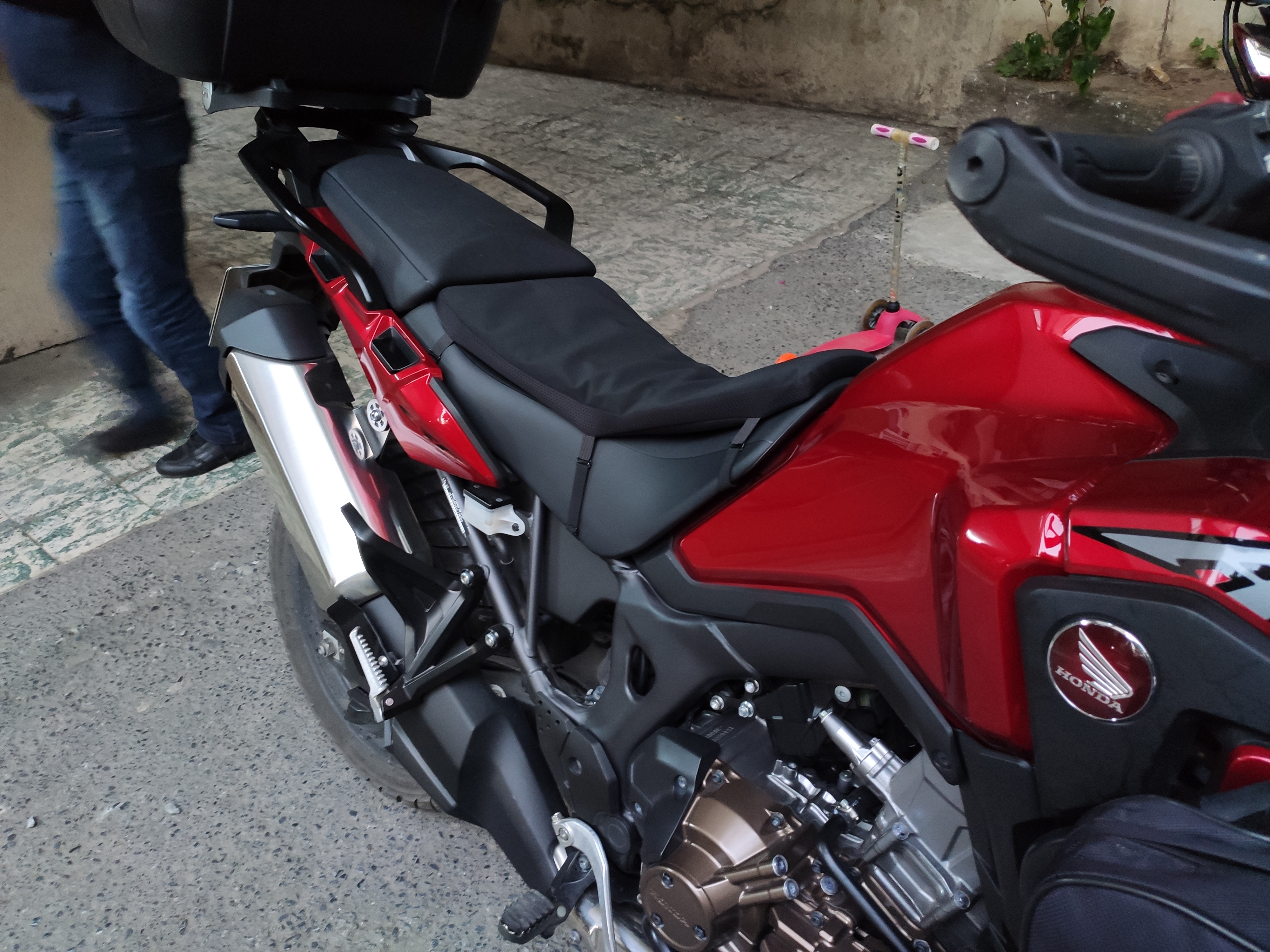 Africa%20Twin%20Comfy%20Konfor%20Sele%20minderi